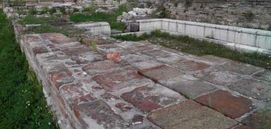 Latrines in Magnesia