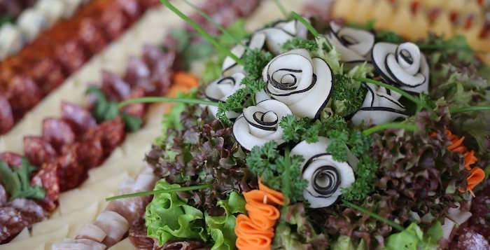 7 Must-Try Aegean Dishes to Eat After Visiting Ephesus 6 Ot Mezeleri