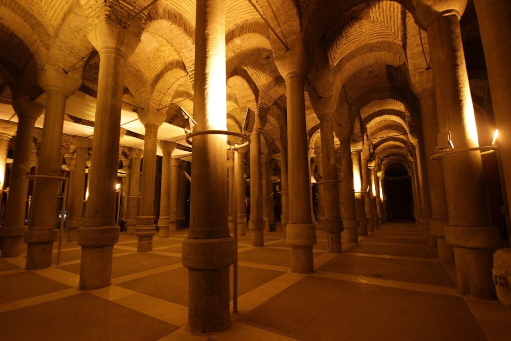 15 Interesting Facts About Cisterns of Istanbul 5 Marble columns and brick vaults in the Binbirdirek Cistern, one of the cisterns of Istanbul